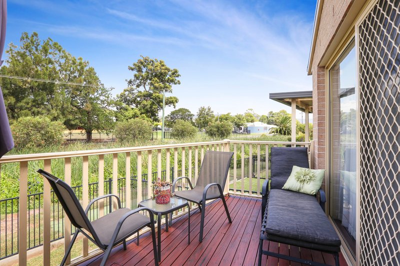 Photo - 11 Mountainview Mews, Albion Park NSW 2527 - Image 8