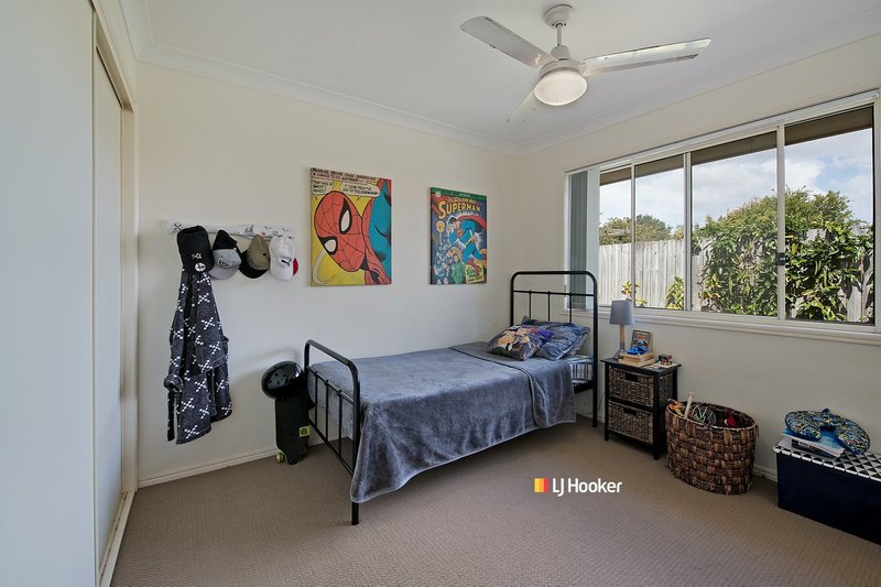 Photo - 11 Mowbray Court, Kallangur QLD 4503 - Image 8