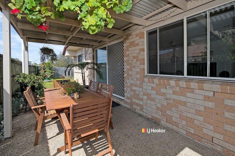 Photo - 11 Mowbray Court, Kallangur QLD 4503 - Image 11