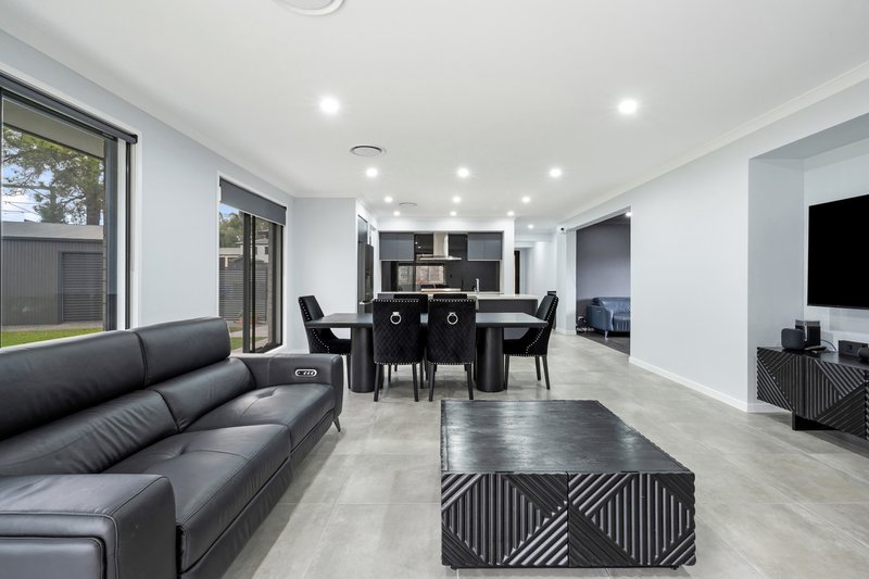 Photo - 11 Muller Lane, Lawnton QLD 4501 - Image 4