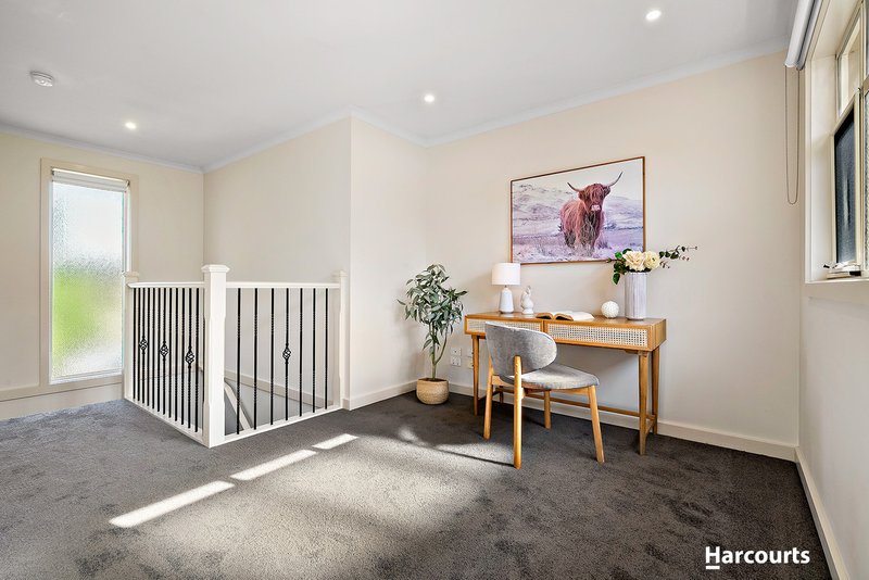 Photo - 1/1 Murra Court, Ashwood VIC 3147 - Image 6