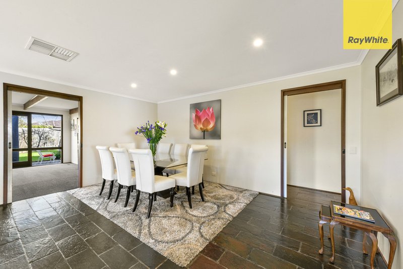 Photo - 11 Murrabit Grove, Taylors Lakes VIC 3038 - Image 3