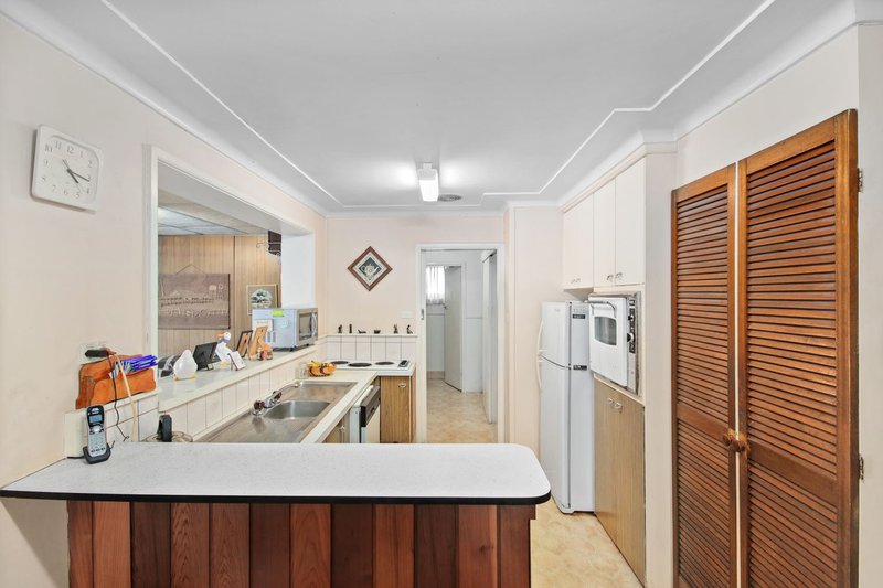 Photo - 11 Myall Street, Doonside NSW 2767 - Image 3