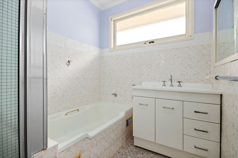 Photo - 11 Myall Street, Doonside NSW 2767 - Image 10