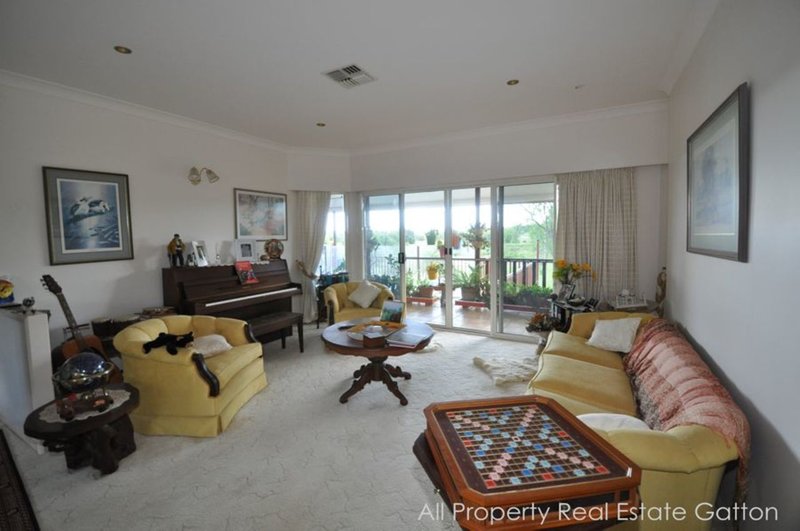 Photo - 11 Narelle Court, Plainland QLD 4341 - Image 6