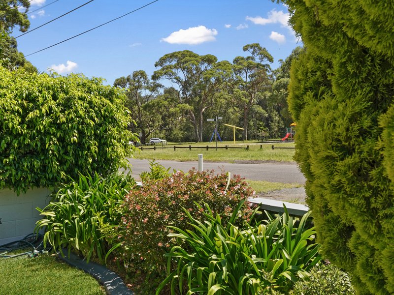 Photo - 11 Narroy Road, North Narrabeen NSW 2101 - Image 2