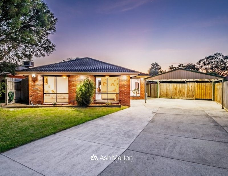 11 Natalie Court, Cranbourne West VIC 3977