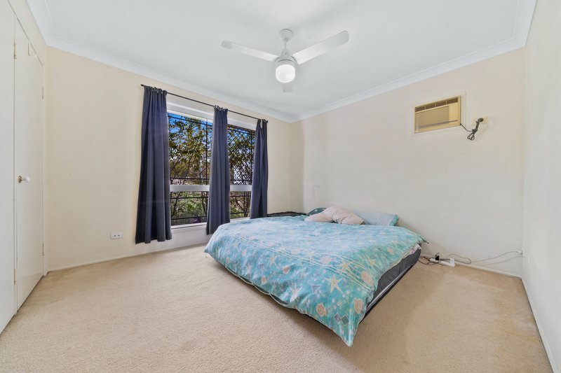 Photo - 11 Natone Court, Edens Landing QLD 4207 - Image 4