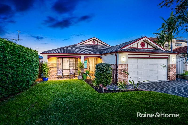 11 Navajo Close, Stanhope Gardens NSW 2768