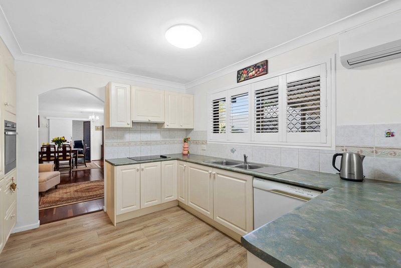 Photo - 11 Nemira Street, Carseldine QLD 4034 - Image 8