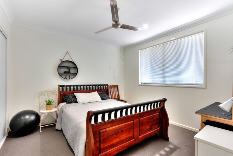 Photo - 11 Netherby Street, Rochedale South QLD 4123 - Image 9