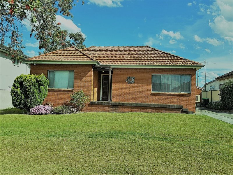 11 Neutral Avenue, Birrong NSW 2143