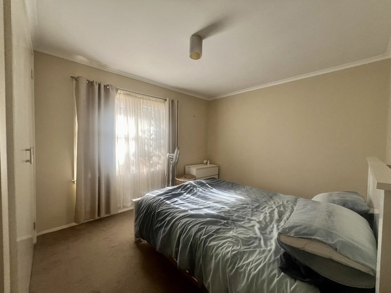 Photo - 11 Nevada Avenue, Corio VIC 3214 - Image 8