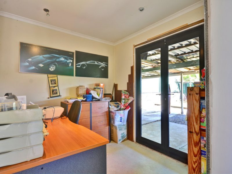 Photo - 11 Newhaven Crescent, Worongary QLD 4213 - Image 7