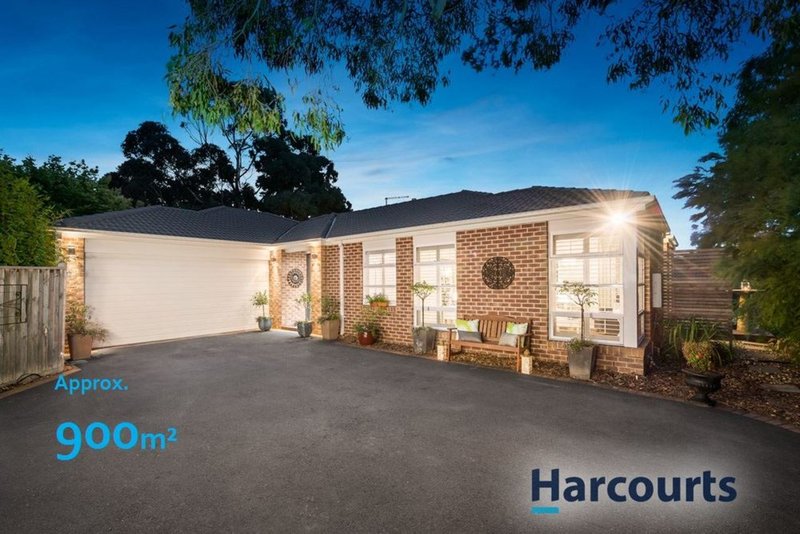 11 Newman Road, Wantirna South VIC 3152