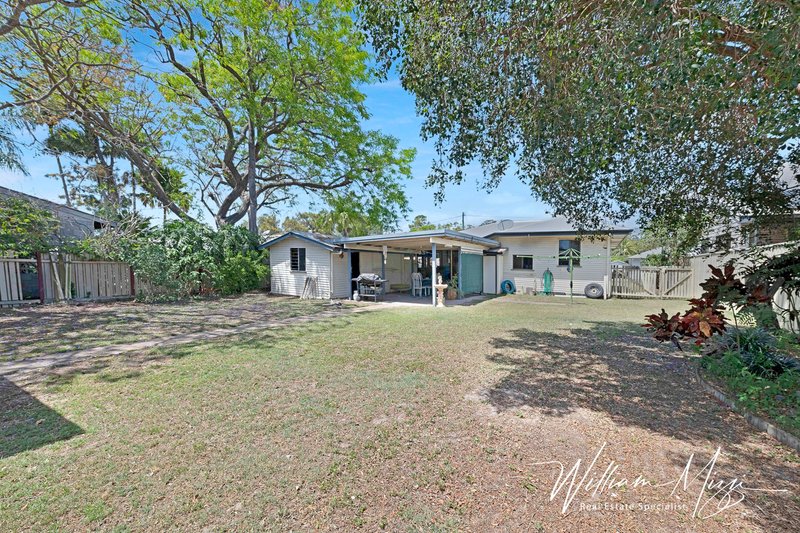 Photo - 11 Nielsen Street, Svensson Heights QLD 4670 - Image 21