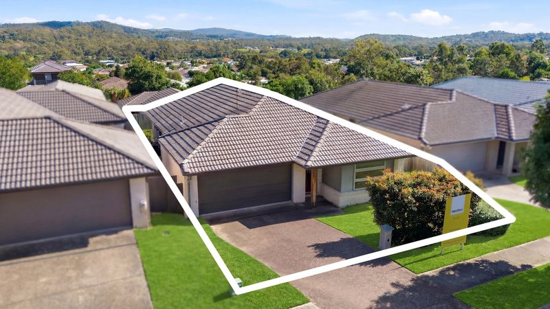 Photo - 11 Nightshade Crescent, Pimpama QLD 4209 - Image 18