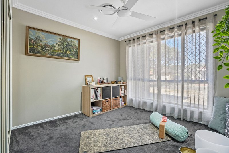 Photo - 11 Ninderry Street, North Lakes QLD 4509 - Image 17