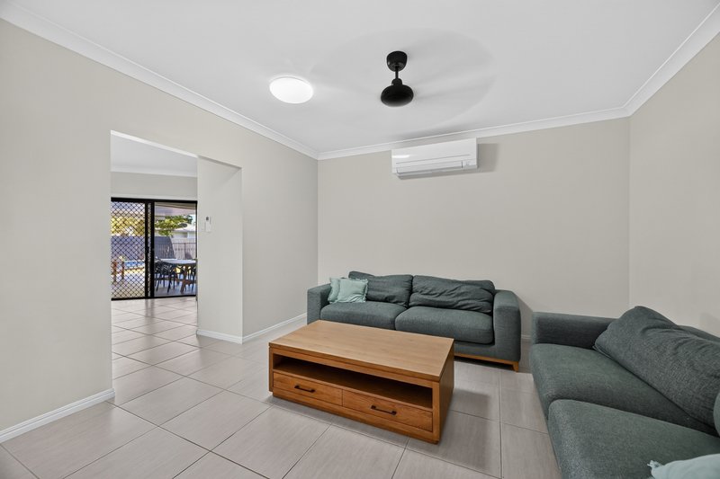 Photo - 11 Ningaloo Crescent, Burdell QLD 4818 - Image 5