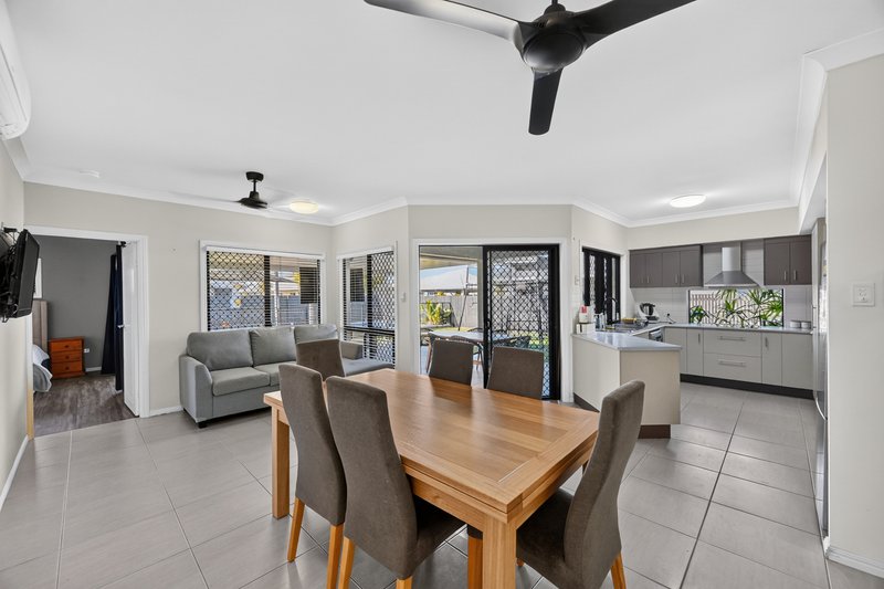 Photo - 11 Ningaloo Crescent, Burdell QLD 4818 - Image 13