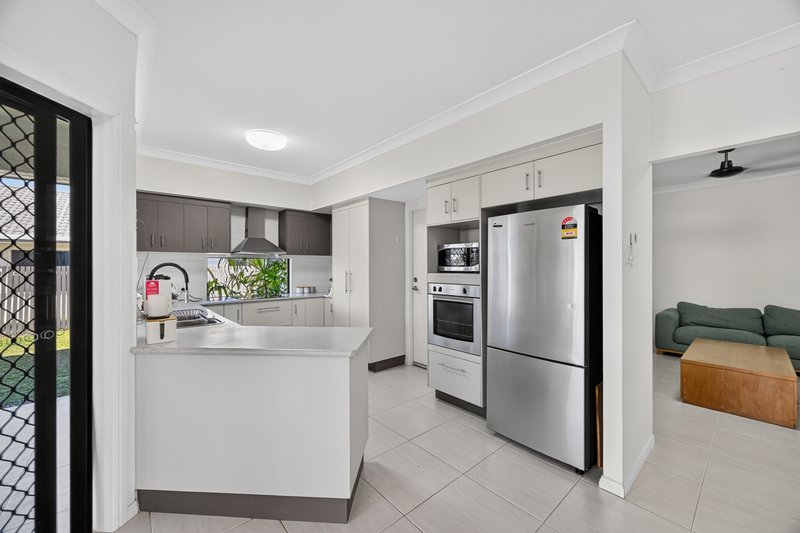 Photo - 11 Ningaloo Crescent, Burdell QLD 4818 - Image 17