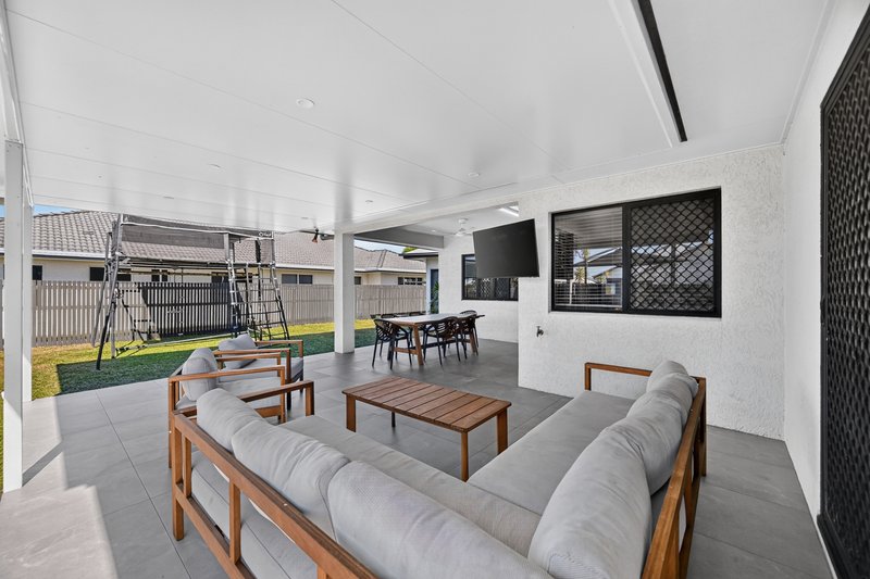 Photo - 11 Ningaloo Crescent, Burdell QLD 4818 - Image 22