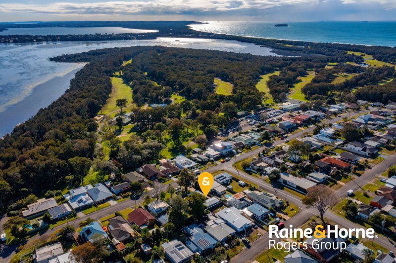 Photo - 11 Ninth Avenue, Toukley NSW 2263 - Image 12