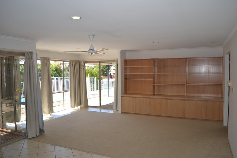 Photo - 11 Nirvana Court, Runaway Bay QLD 4216 - Image 4