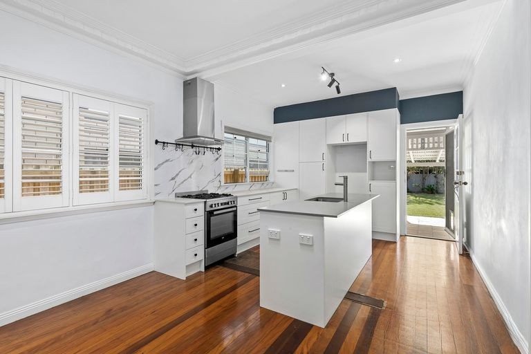 Photo - 11 Nixon Street, Virginia QLD 4014 - Image 4