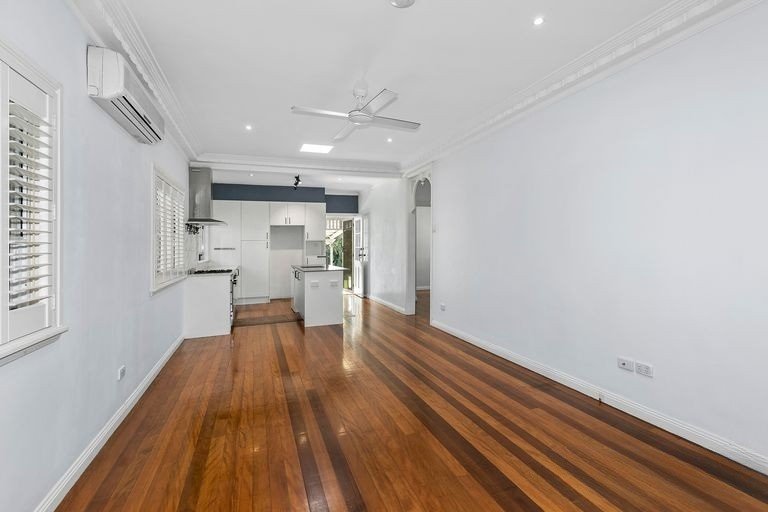 Photo - 11 Nixon Street, Virginia QLD 4014 - Image 6