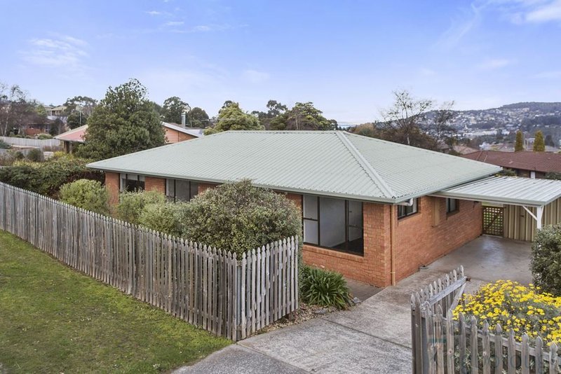 11 Nolan Crescent, Kingston TAS 7050