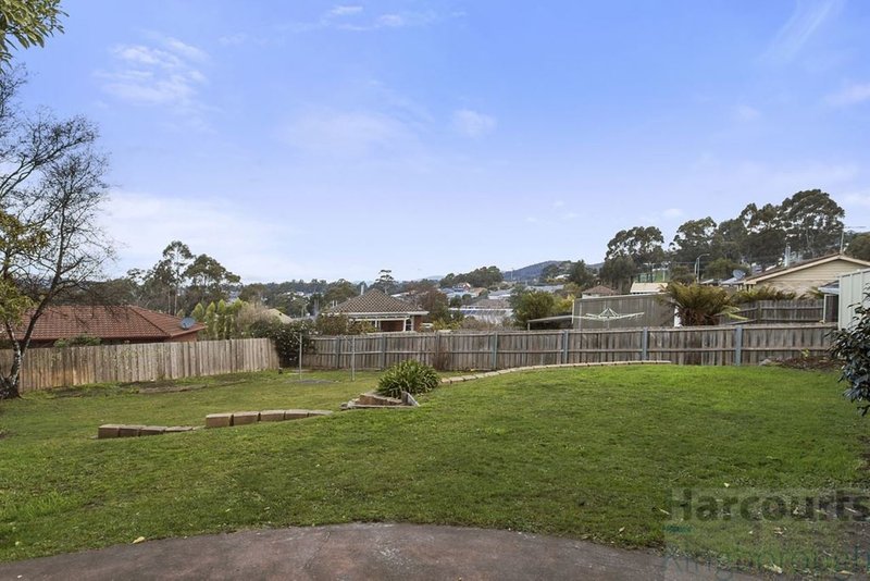 Photo - 11 Nolan Crescent, Kingston TAS 7050 - Image 11