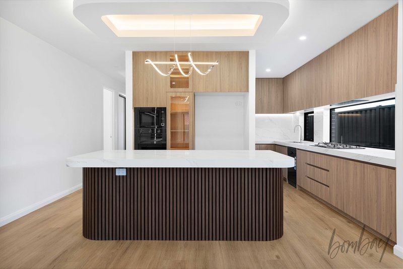 Photo - 11 Noorat Road, Beveridge VIC 3753 - Image 5