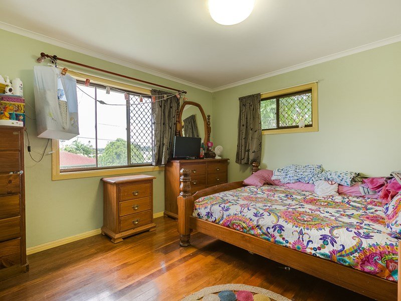 Photo - 11 Noorumba Street, Slacks Creek QLD 4127 - Image 8