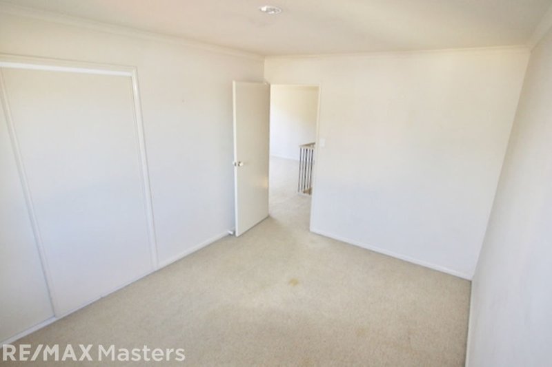 Photo - 11 Norinda Street, Sunnybank QLD 4109 - Image 10