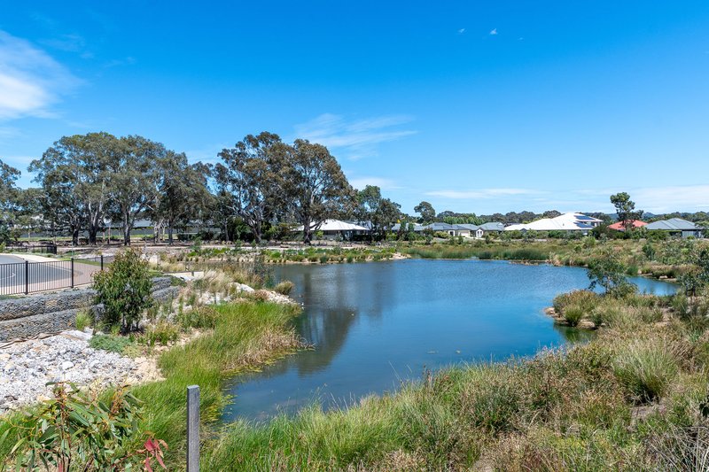 Photo - 11 Northbrook Circuit, Mount Barker SA 5251 - Image 2