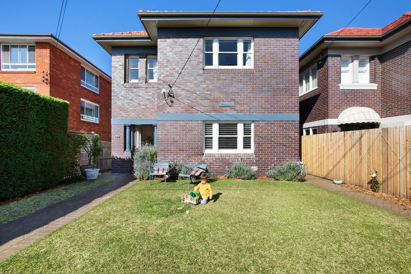 Photo - 1/1 Northcote Avenue, Fairlight NSW 2094 - Image 9