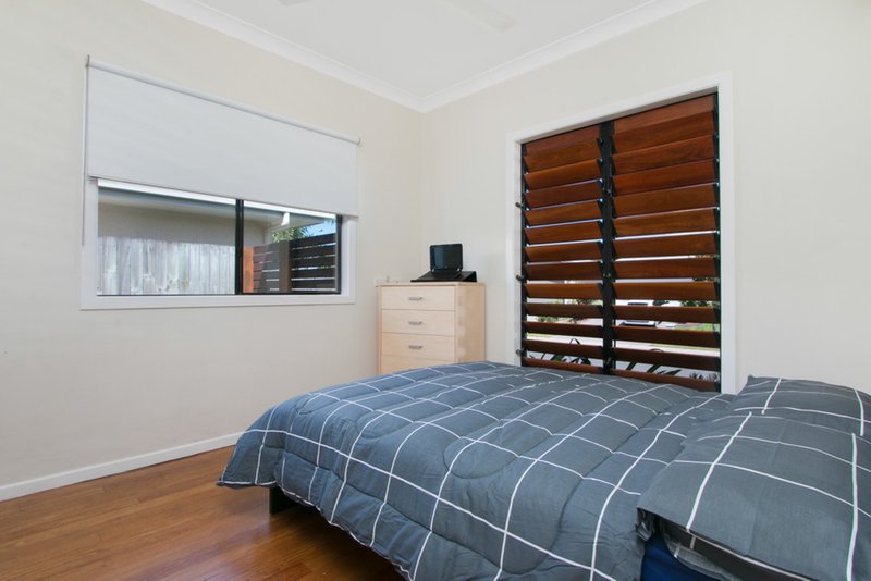 Photo - 11 Norwood Crescent, Trinity Park QLD 4879 - Image 7