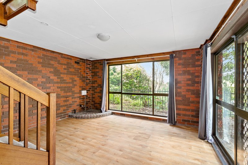 Photo - 11 Nurla Court, Frankston VIC 3199 - Image 6