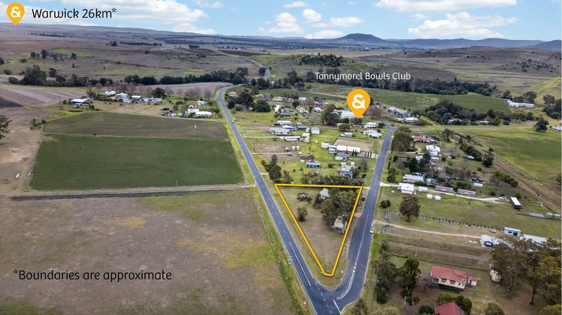 Photo - 11 Oak Street, Tannymorel QLD 4372 - Image 5