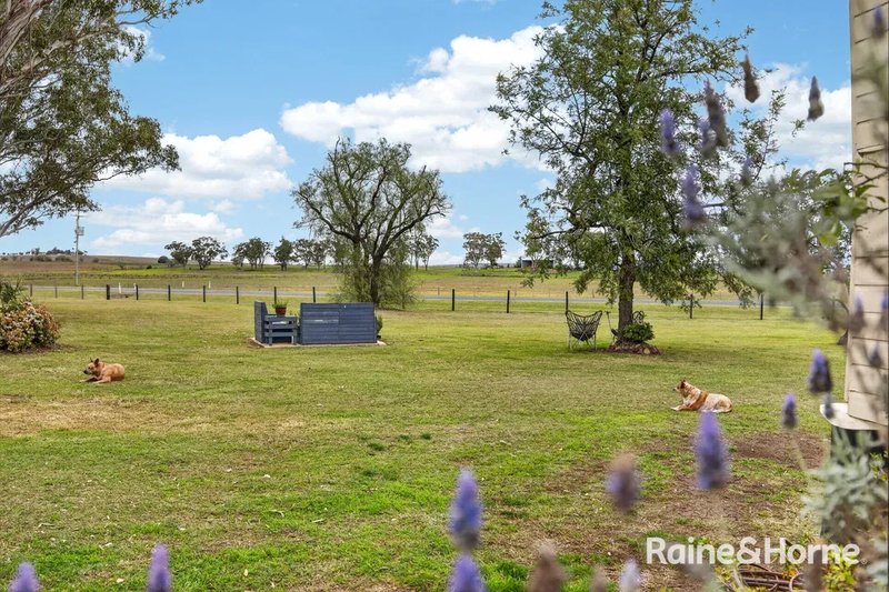 Photo - 11 Oak Street, Tannymorel QLD 4372 - Image 21