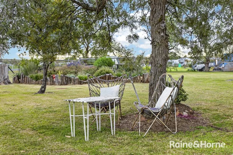 Photo - 11 Oak Street, Tannymorel QLD 4372 - Image 24