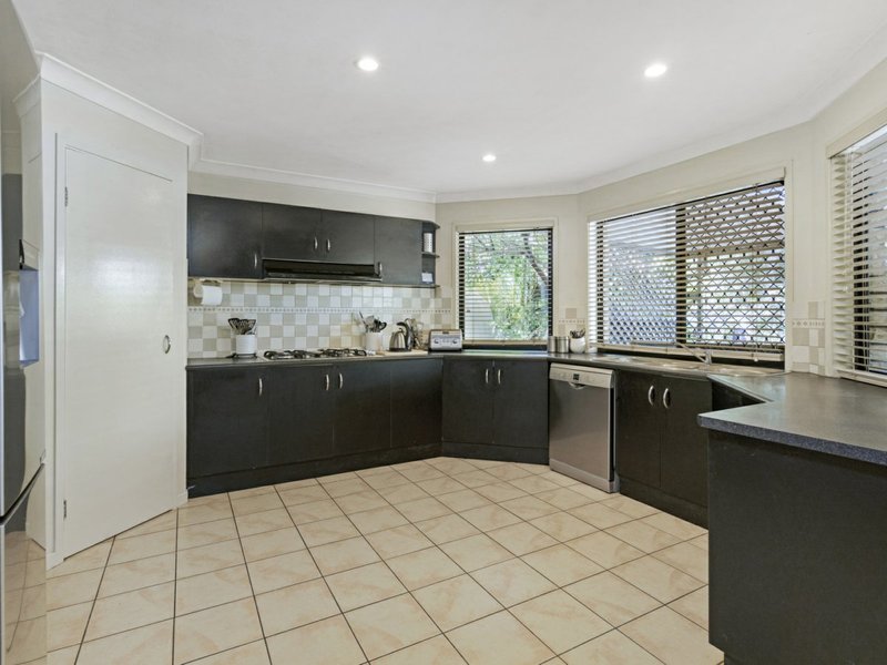 Photo - 11 Oakdale Avenue, Nerang QLD 4211 - Image 2