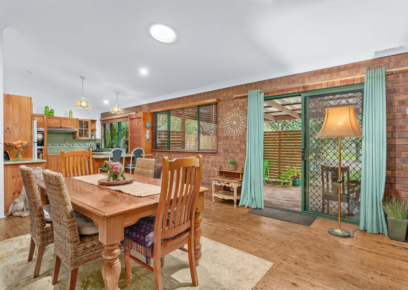 Photo - 11 Oakview Drive, Hallidays Point NSW 2430 - Image 7