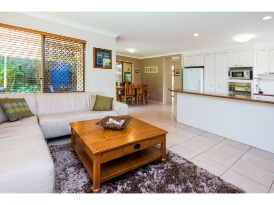 Photo - 11 O'Connor Cres , Mansfield QLD 4122 - Image 4