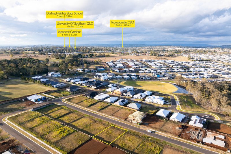 Photo - 11 Ogilvie Crescent, Kearneys Spring QLD 4350 - Image 2