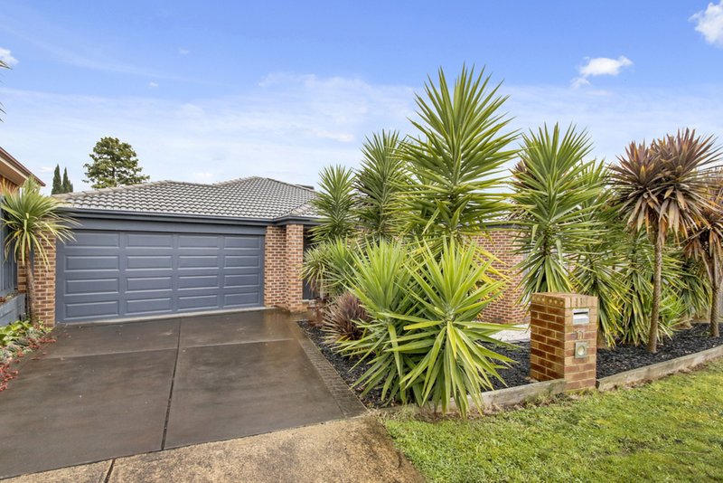 11 Olinda Park Rise, Lilydale VIC 3140