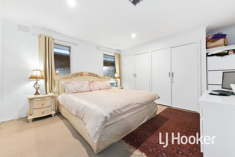 Photo - 11 Ora Street, Hampton Park VIC 3976 - Image 12