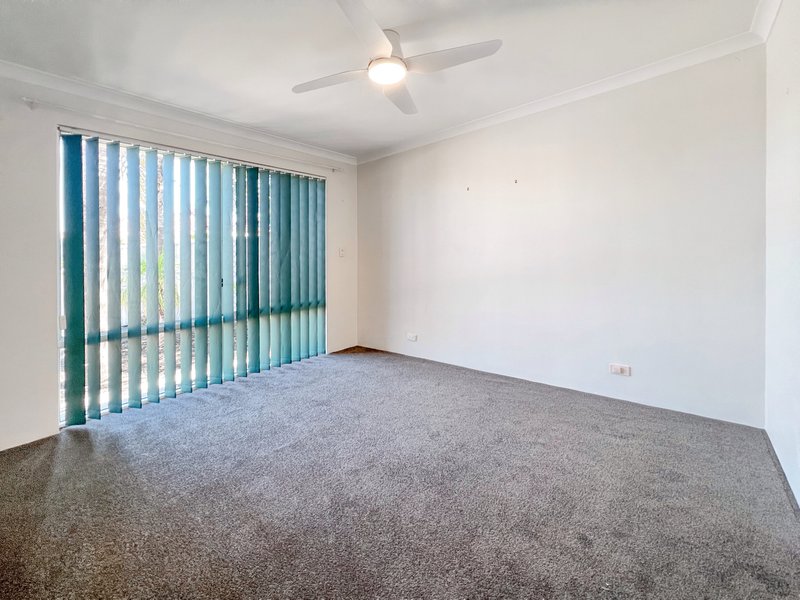 Photo - 11 Orania Mews, Warnbro WA 6169 - Image 3