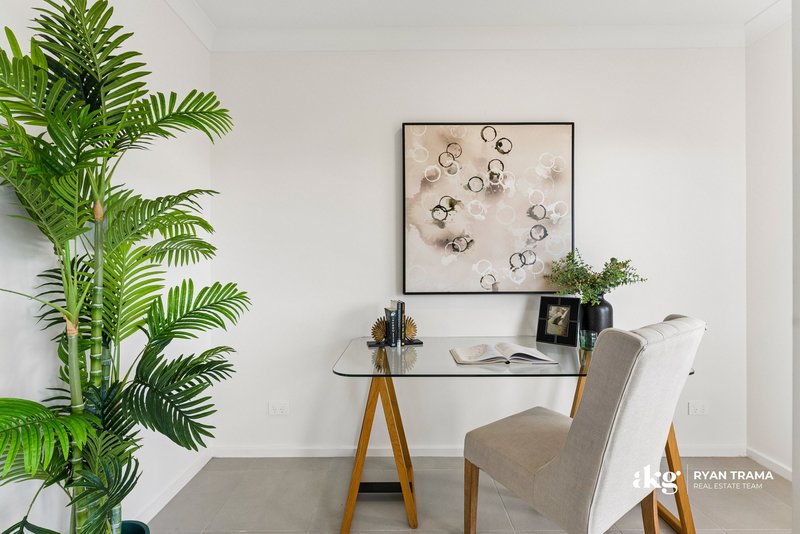 Photo - 11 Orbit Street, Flagstone QLD 4280 - Image 14